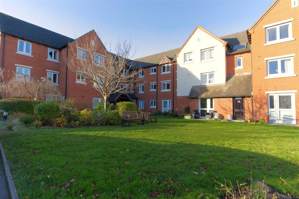 Property photo 1 of 12 Ross Court External 6.Jpg