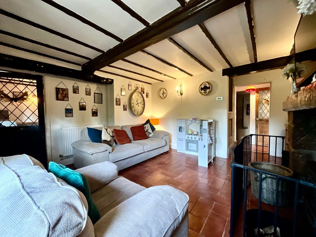 Property photo 2 of 40