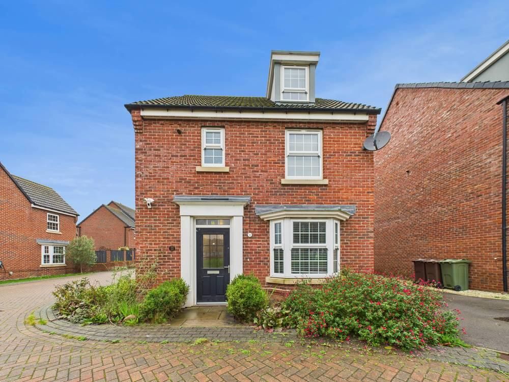 Property photo 1 of 27 Front (Exterior)