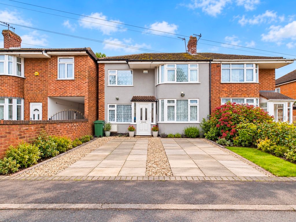 Property photo 1 of 32