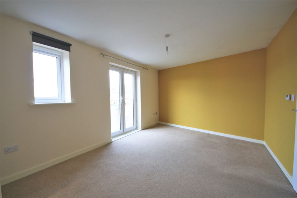 Property photo 2 of 7 Img_9893