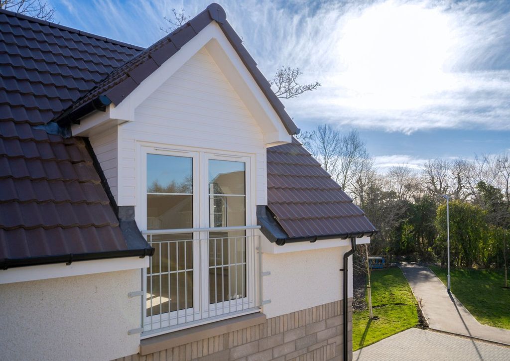 Additional image 6 of 5 bed villa for saleLochlibo Road, Irvine KA11
