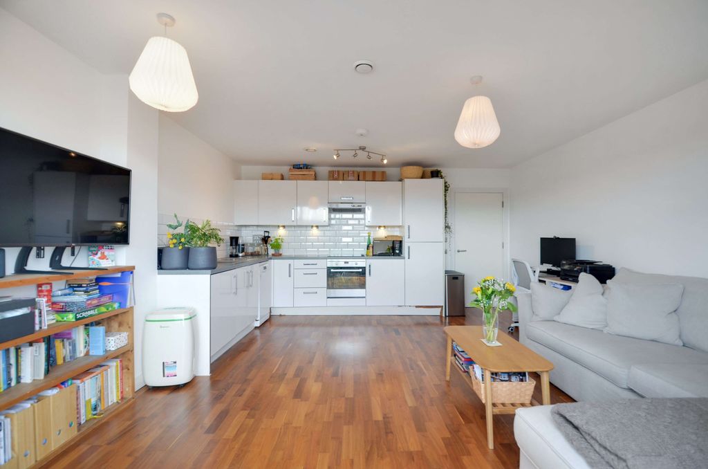 Property photo 3 of 16 Open Plan Living Area (1).Jpg