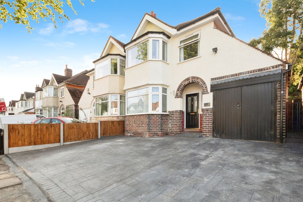 Property photo 2 of 20