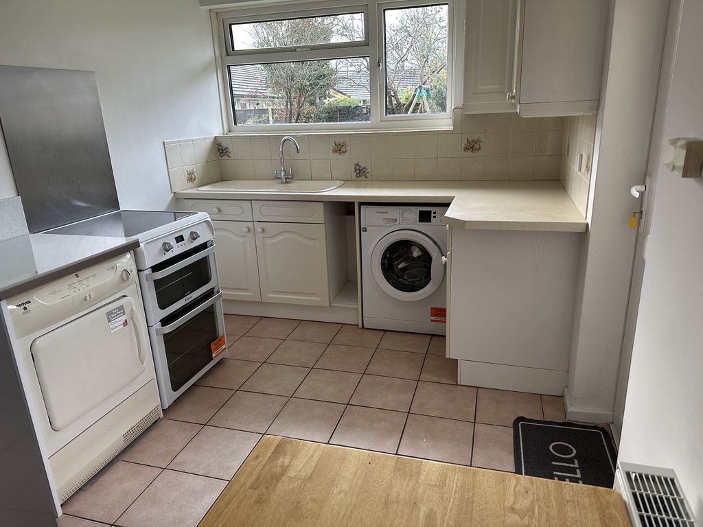 Property photo 2 of 14 20251111_082127603_Ios