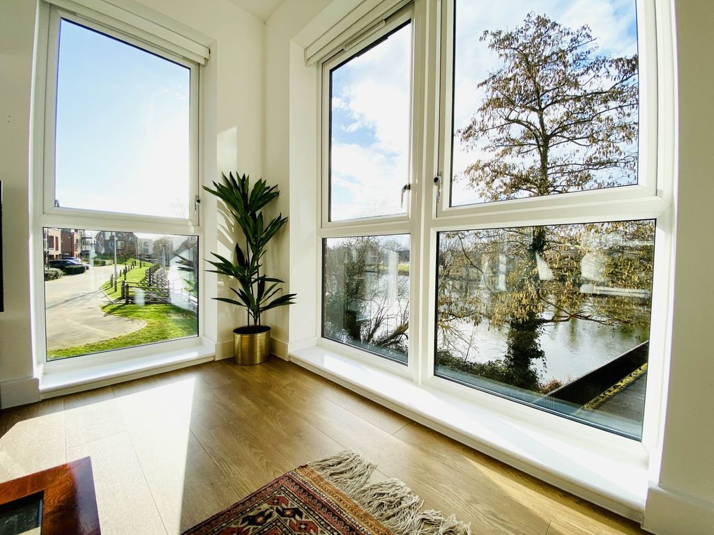 Property photo 1 of 20 8