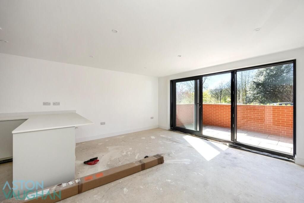 Property photo 2 of 14 4591201