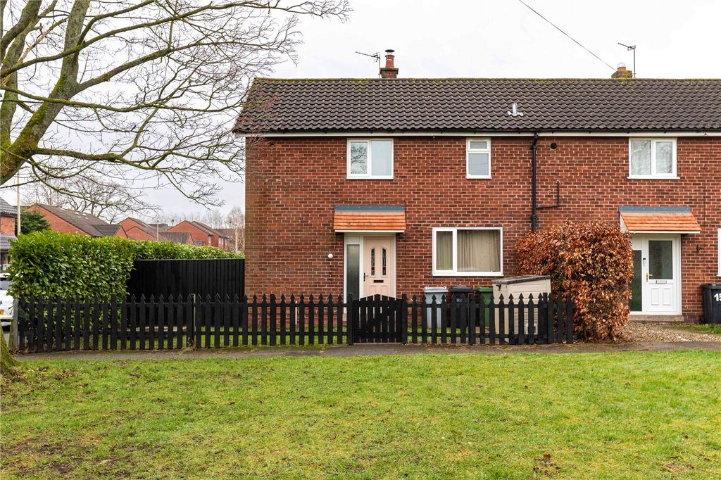 Property photo 2 of 11 Front View