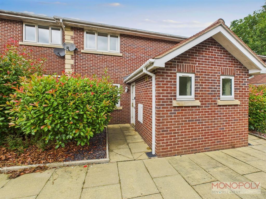 Property photo 1 of 12 Cam04439G0-Pr0100-Still013.Jpg