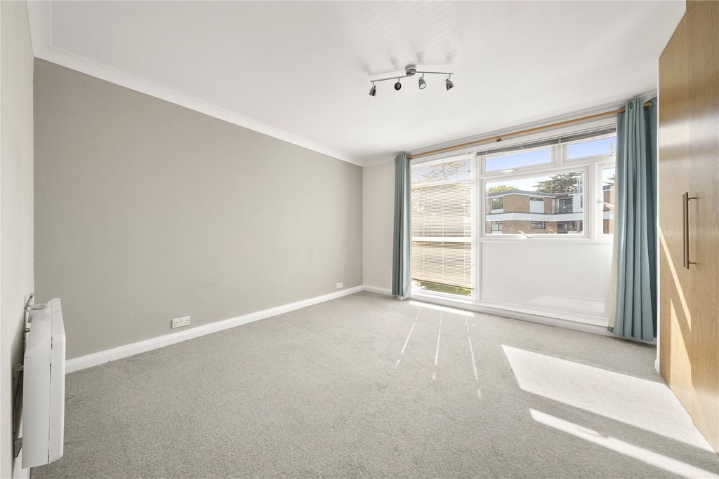 Property photo 3 of 10 Picture No. 21