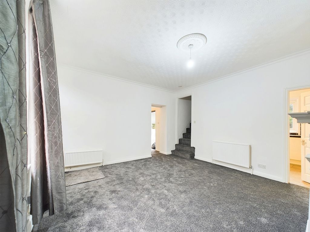 Property photo 3 of 23 Living Room