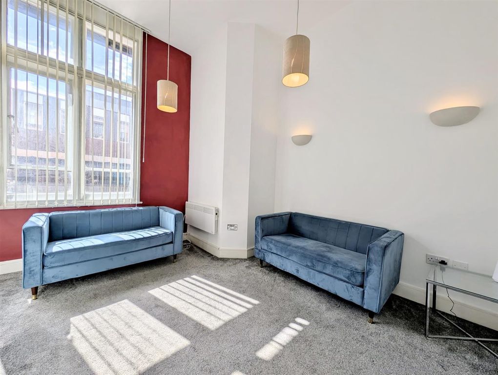 Property photo 1 of 16 7Da8E91B-Dafe-430c-A4A7-349Dccf5c6F2.Jpg