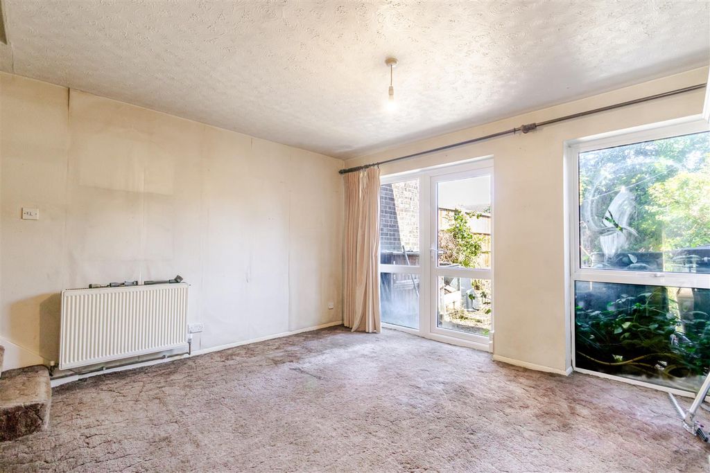 Property photo 2 of 19 Living 1.Jpg