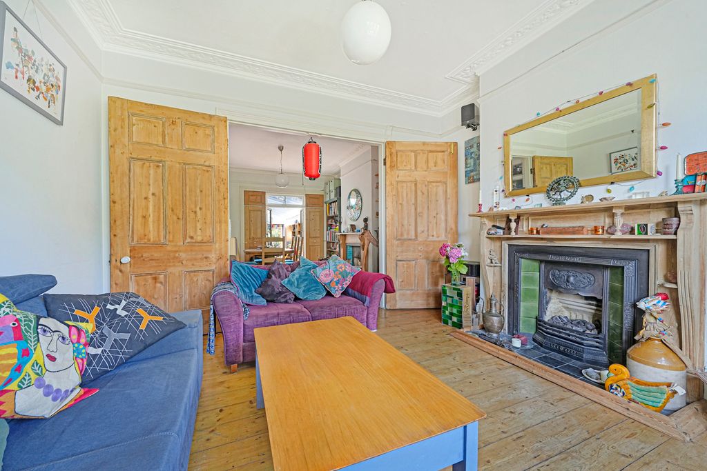 Property photo 2 of 20 _Akp9289