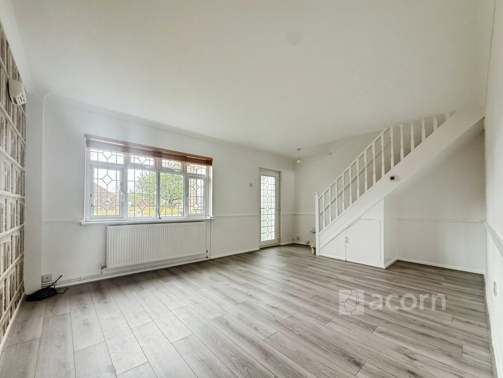 Property photo 2 of 11 F4A20544--47F3-9F...