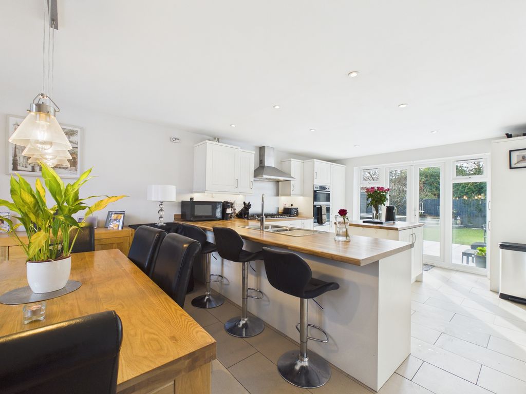 Property photo 2 of 29 Kitchen/Diner