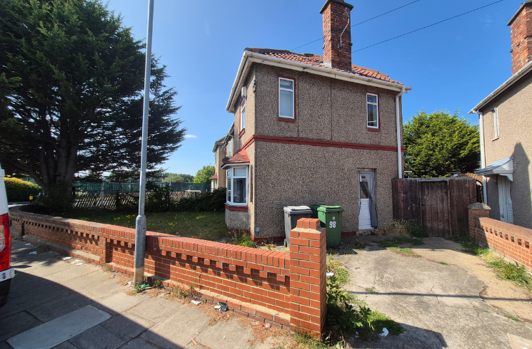 Property photo 2 of 8