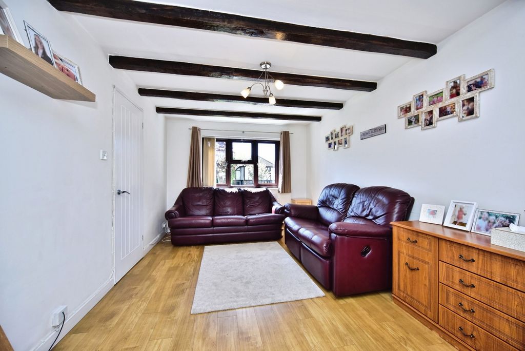 Property photo 2 of 20 Pbox-Img.Jpg