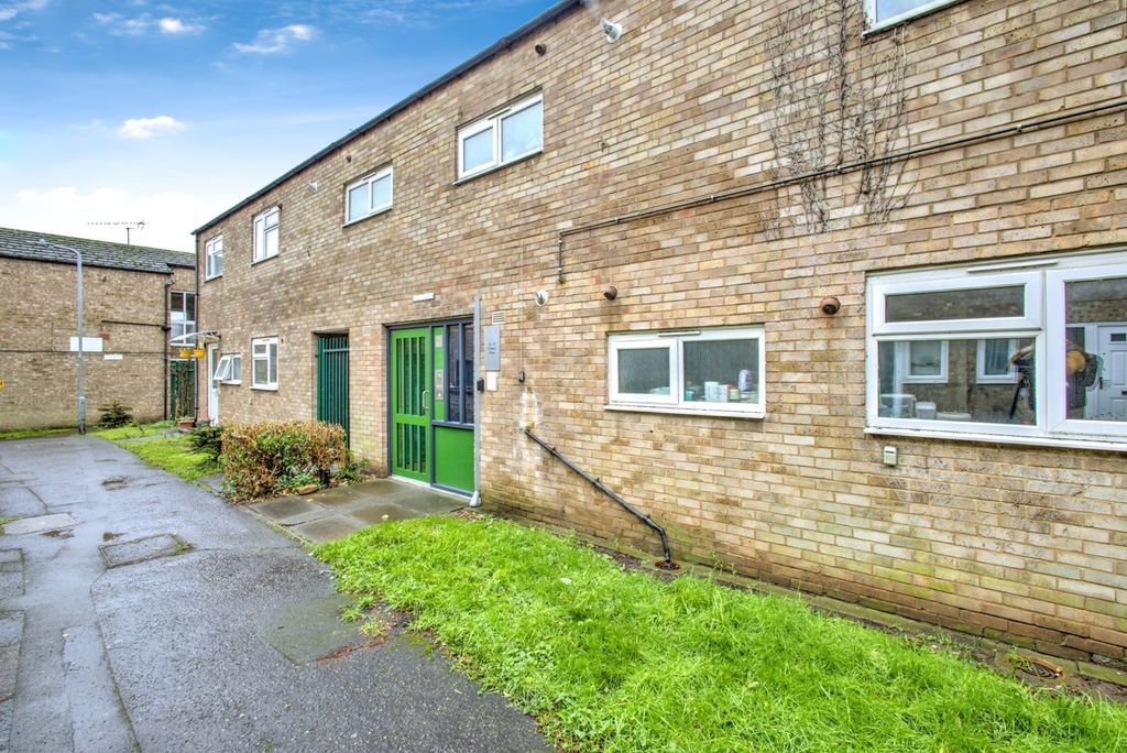 Property photo 2 of 6 Pbox-Img.Jpg