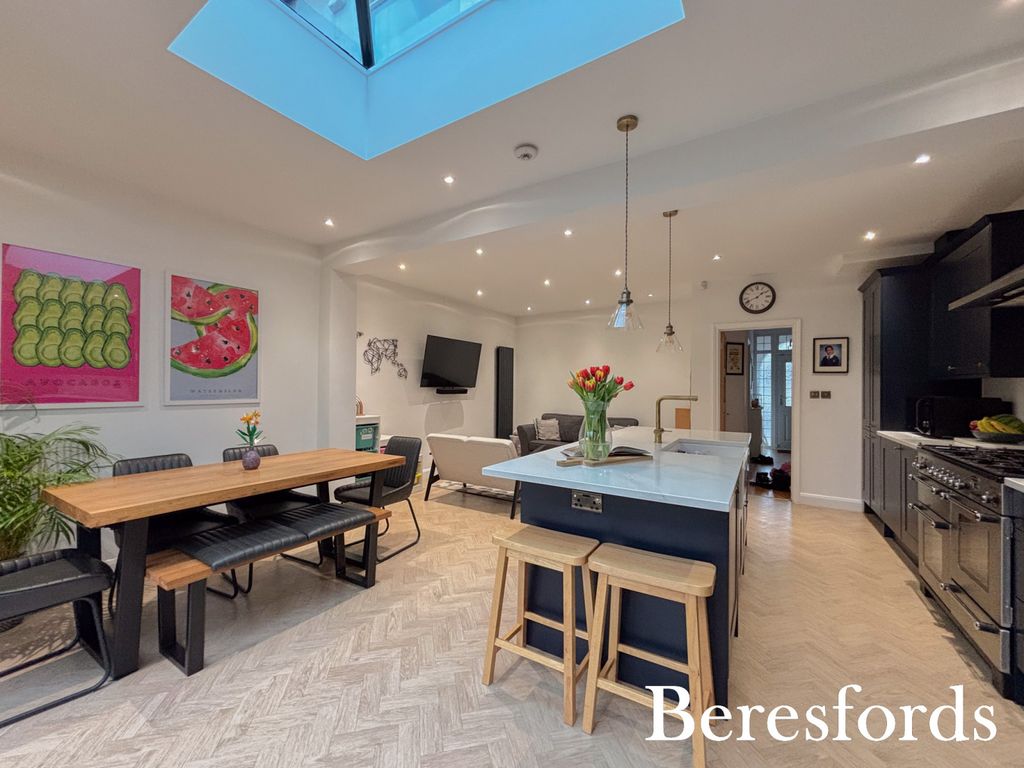 Property photo 2 of 12 Picture No. 07