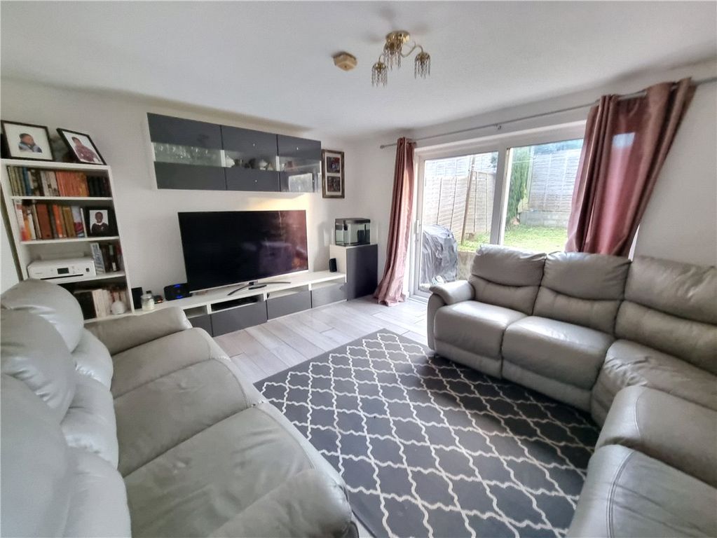 Property photo 1 of 11 Picture No. 02