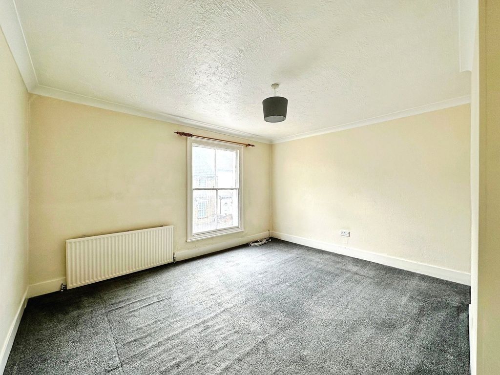 Property photo 2 of 11 Pbox-Img.Jpg