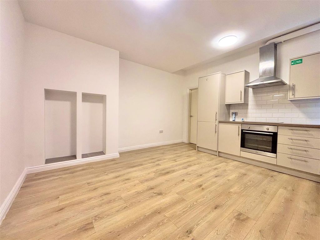 Property photo 2 of 8 Kitchen/Living/Dining Room