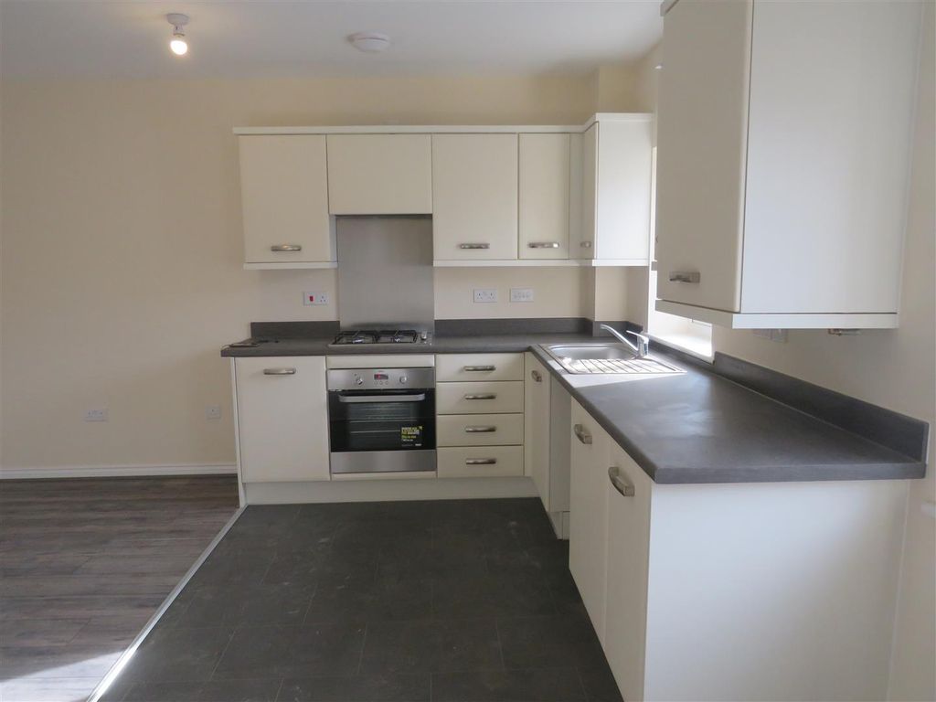 Property photo 3 of 7 Image