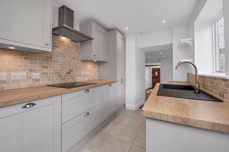Property photo 2 of 19 Kitchen