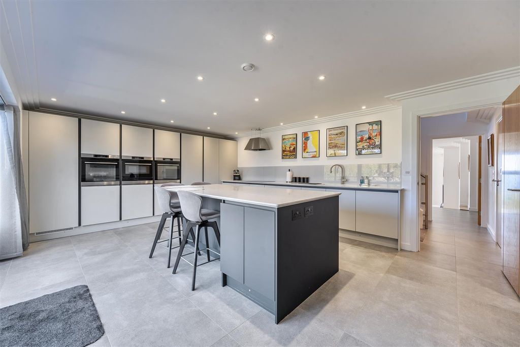 Property photo 2 of 21 1440064 (9).Jpg