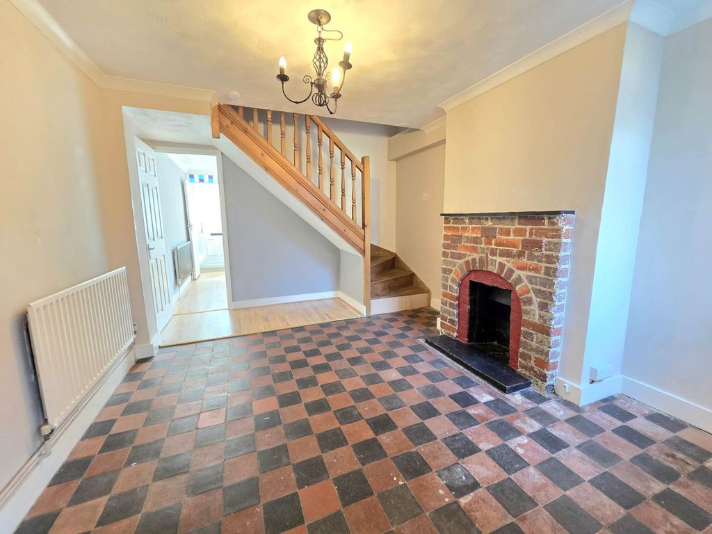 Property photo 3 of 7