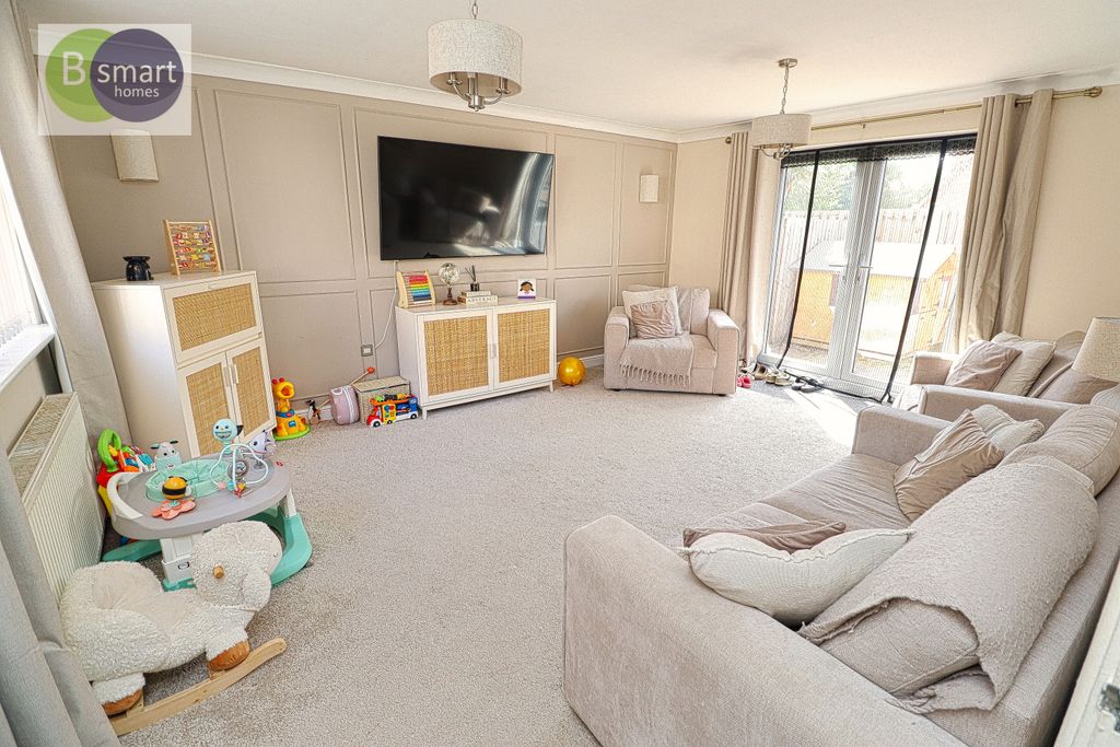 Property photo 2 of 12 Img_4787