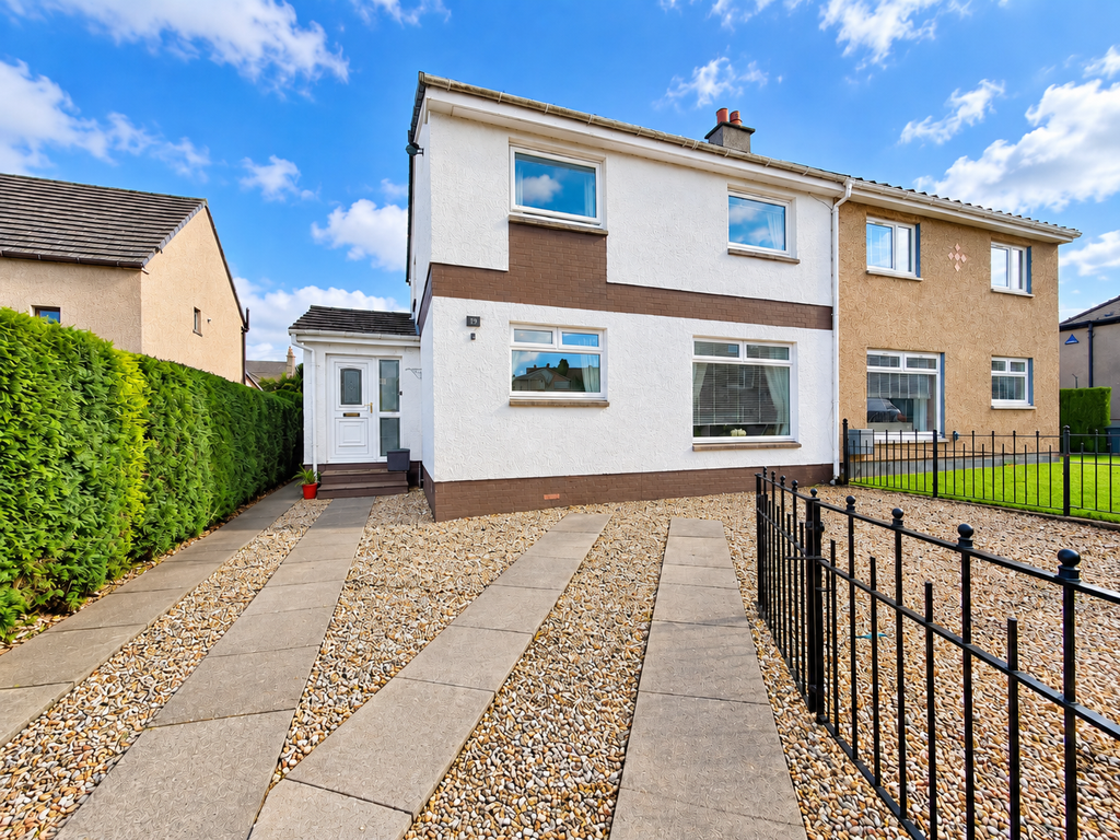 Property photo 1 of 32