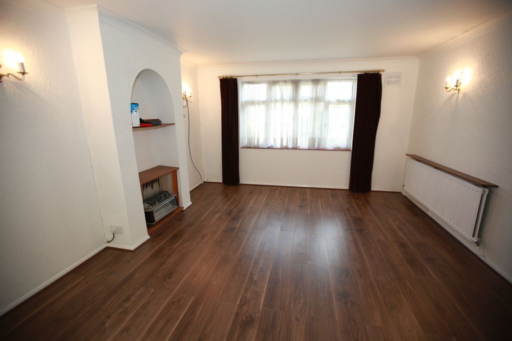 Property photo 3 of 15 Gallery