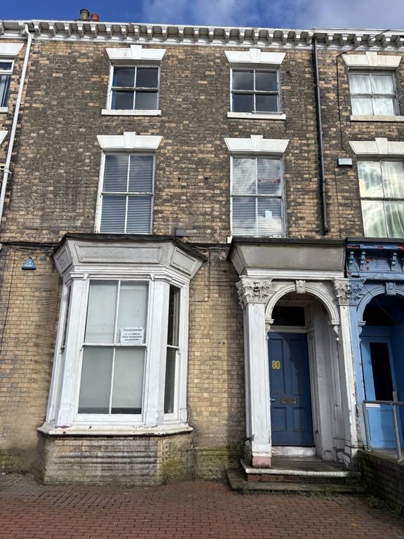 Property photo 1 of 10 Photo 5