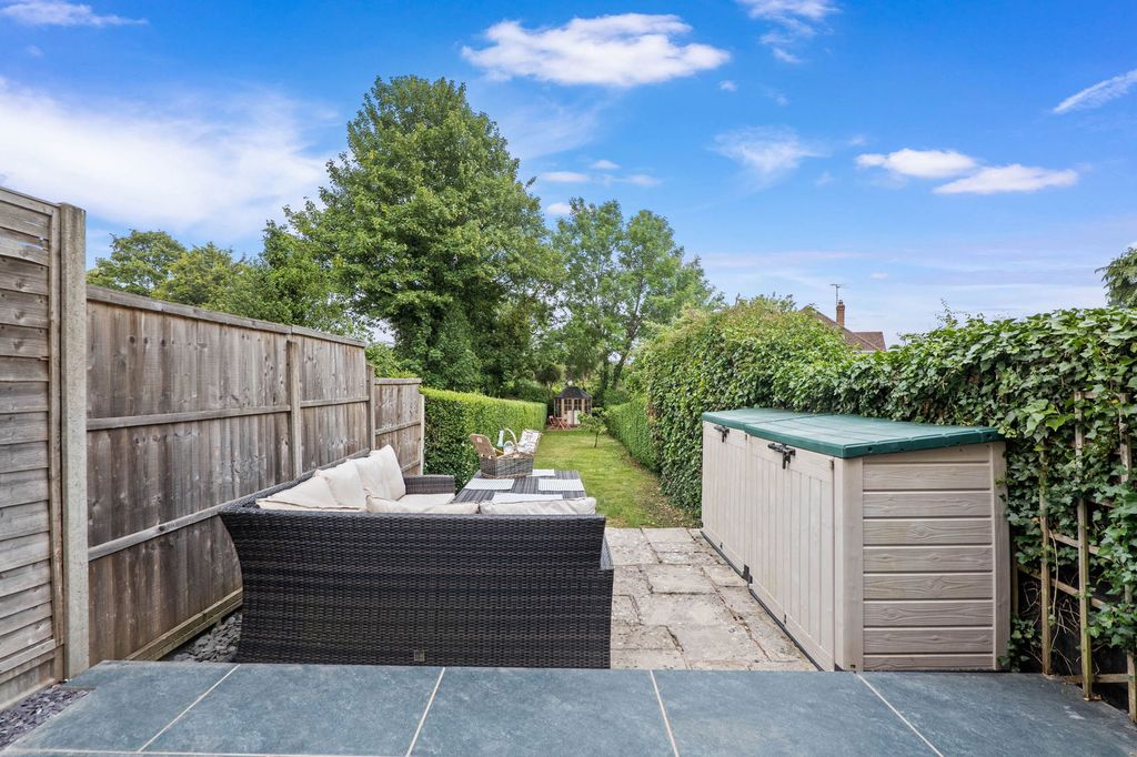 Property photo 2 of 13