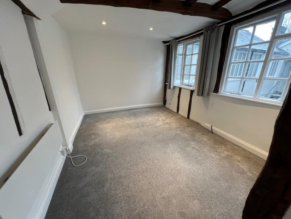 Property photo 3 of 13 Reception