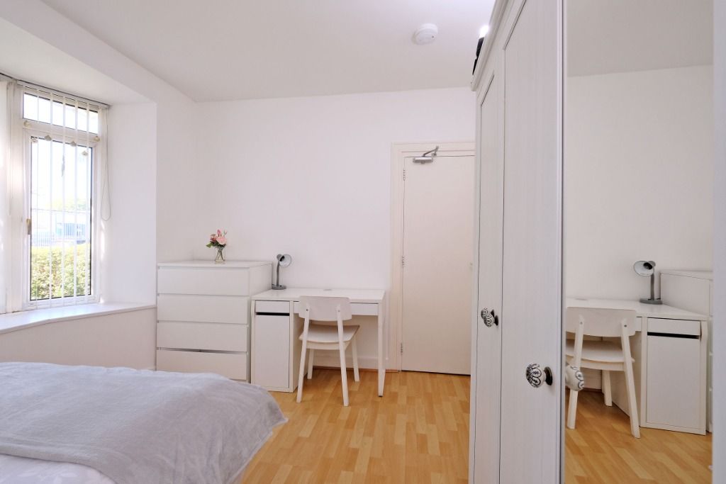 Property photo 3 of 26