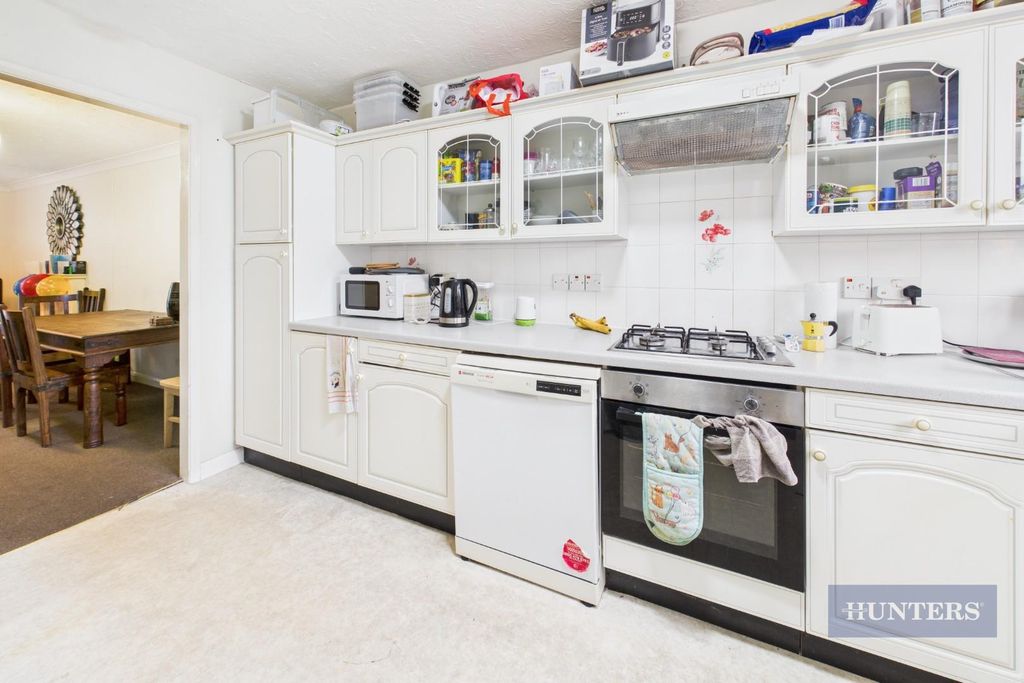 Property photo 2 of 16 Cam05152G0-Pr0273-Still002.Jpg