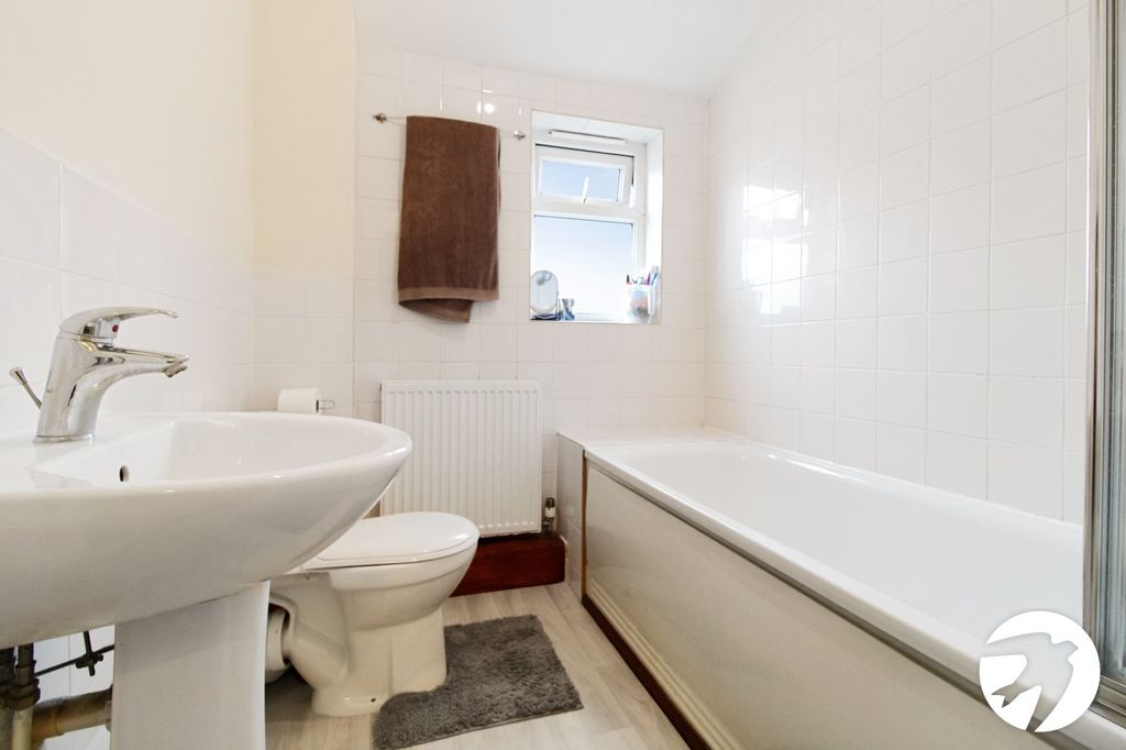 Property photo 3 of 5 Picture No. 02