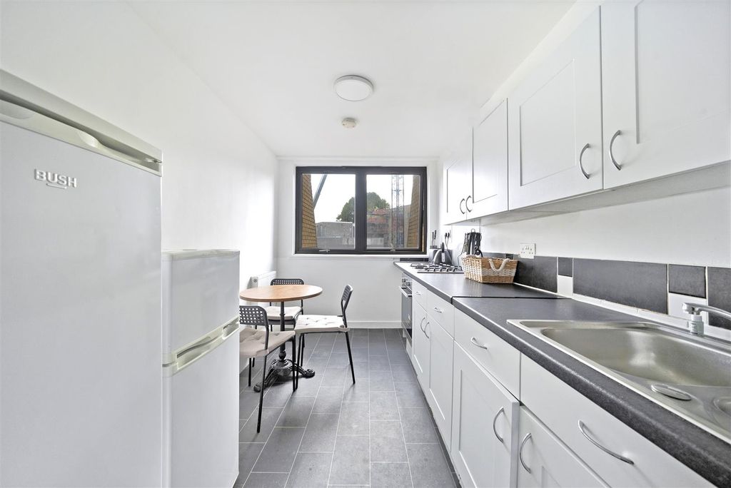 Property photo 2 of 14 Dsc00598.Jpg