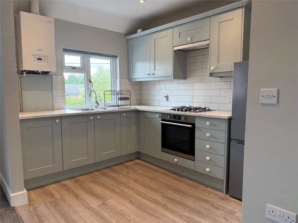 Property photo 2 of 6 Kitchen