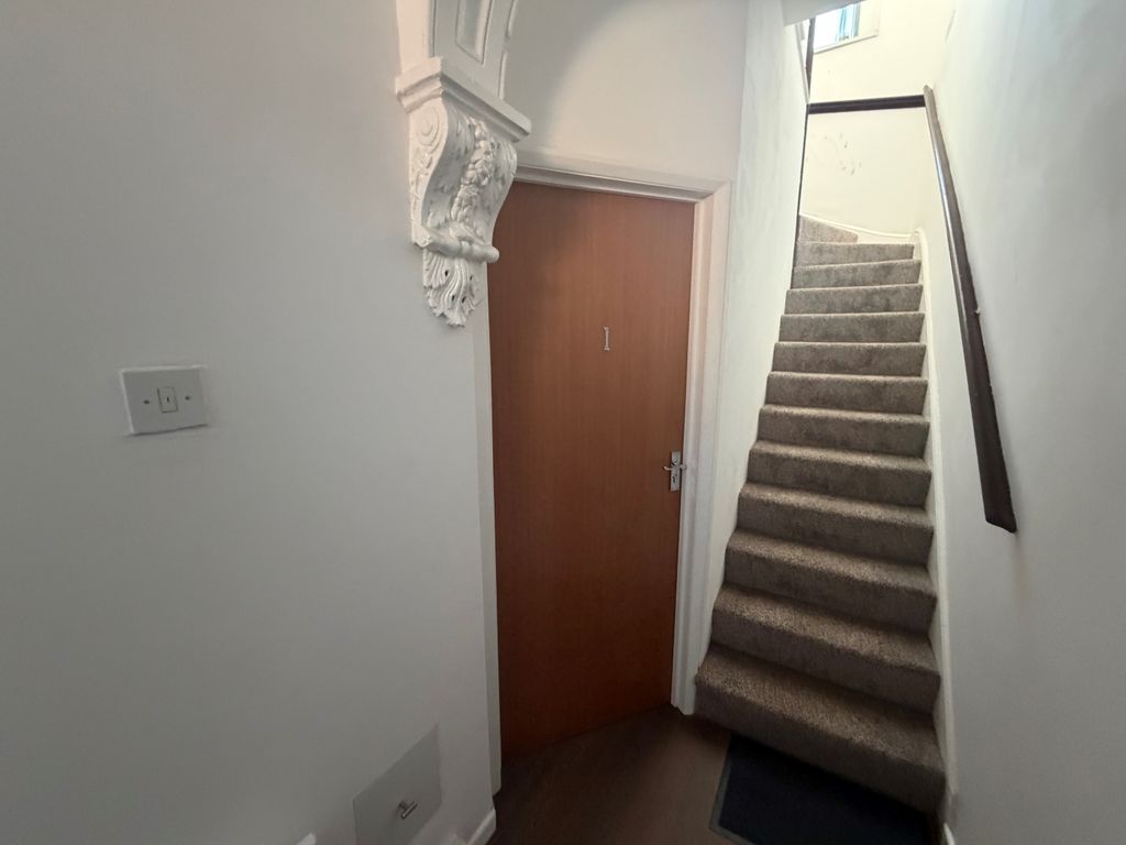 Property photo 1 of 7 Front