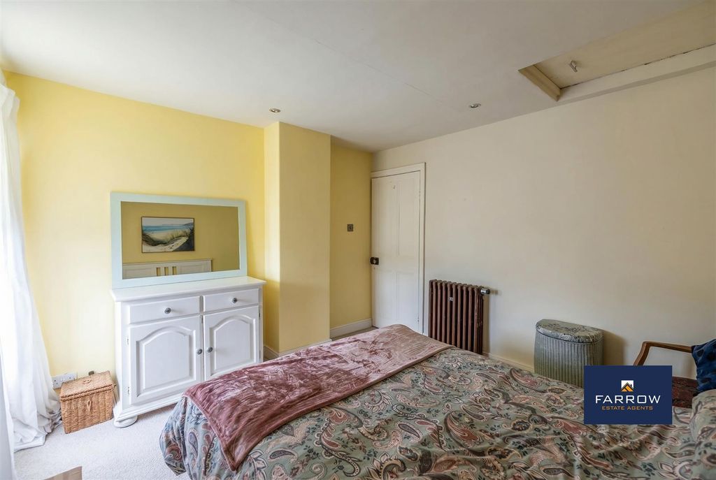 Additional image 21 of 2 bed terraced house for saleBark Street, Cleethorpes DN35