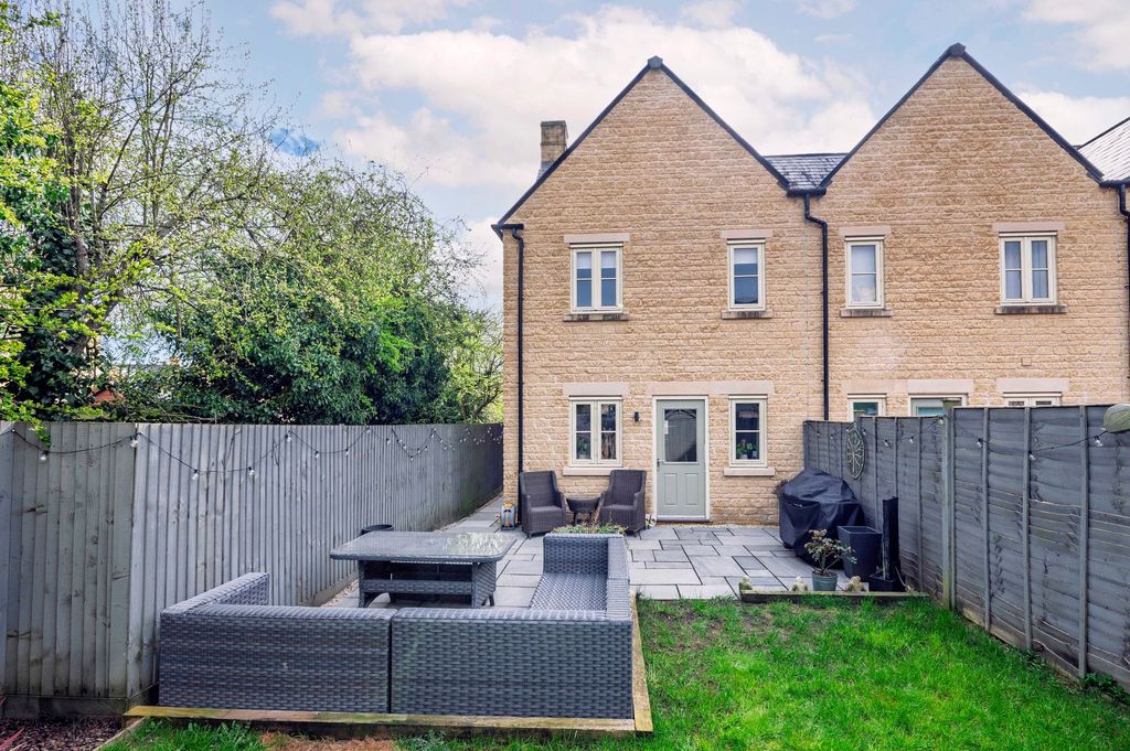 Additional image 18 of 2 bed end terrace house for saleThe Furrows, Bourton-On-The-Water GL54
