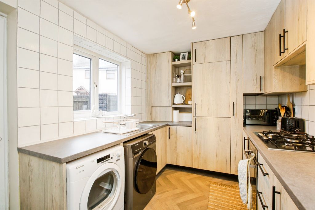 Property photo 3 of 15