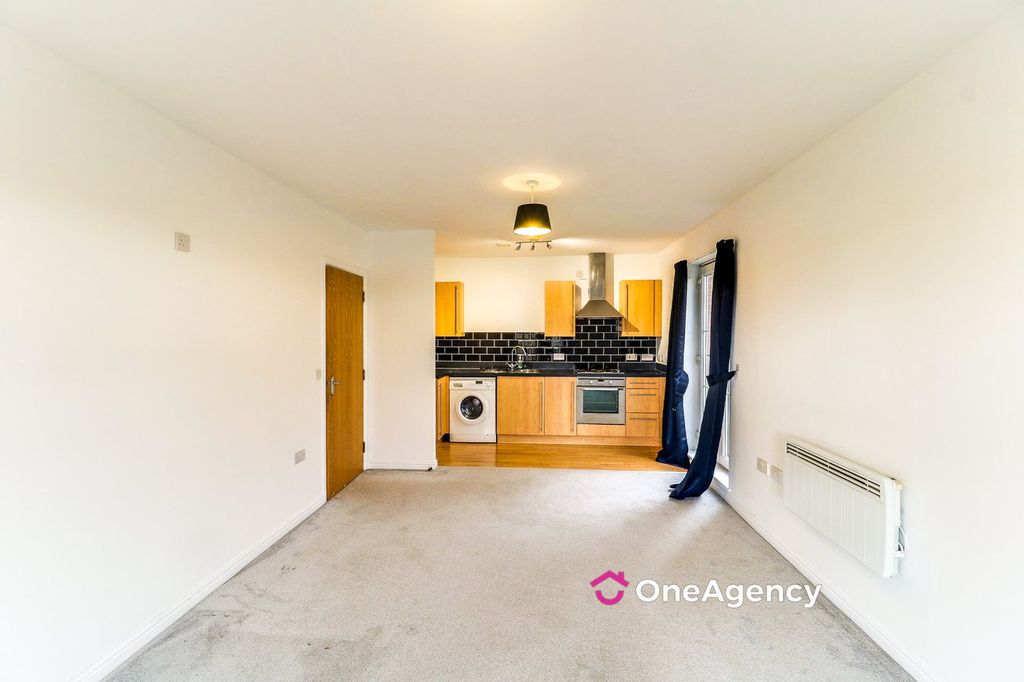 Property photo 2 of 12