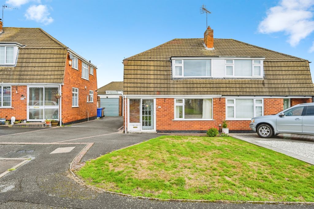 Property photo 1 of 17