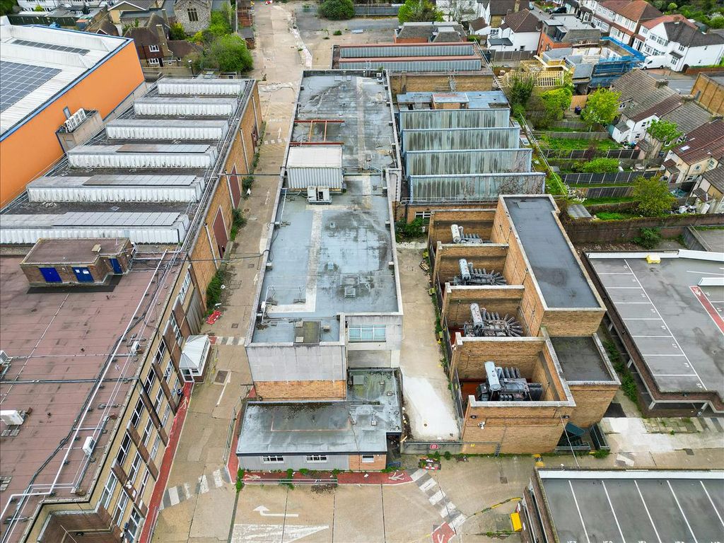 Property photo 3 of 19