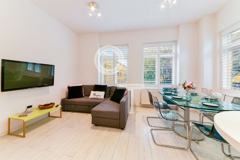 Property photo 2 of 16 2